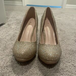 Size 8 sparkle tan heels